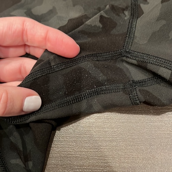 Lululemon Align Crop 21” Incognito Camo Multi Gator Green - Picture 8 of 11